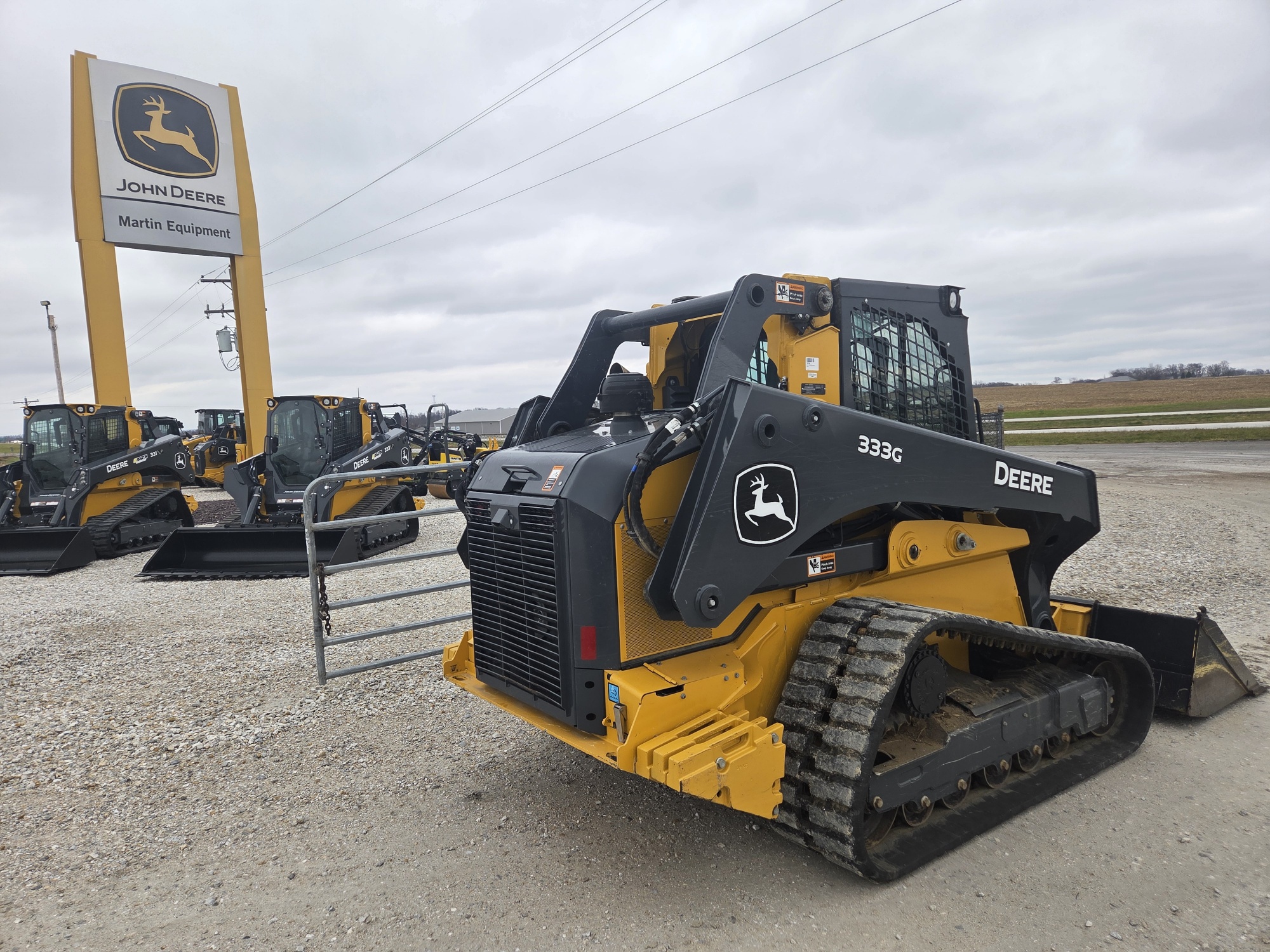 2024 John Deere 333G Image 5