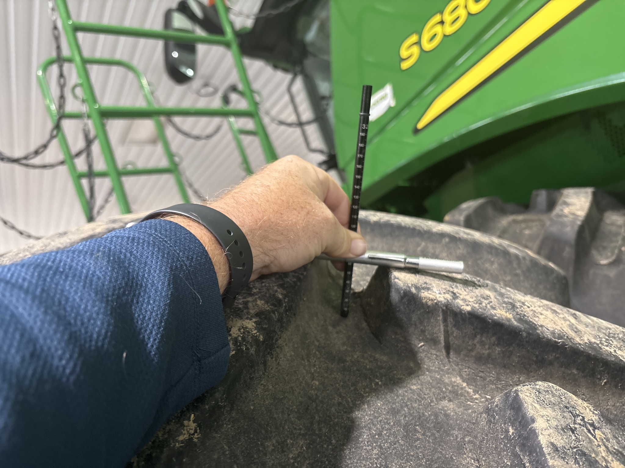 Used 2016 John Deere S680 Combines at Koenig Equipment in Anna, OH - PhotoXL17