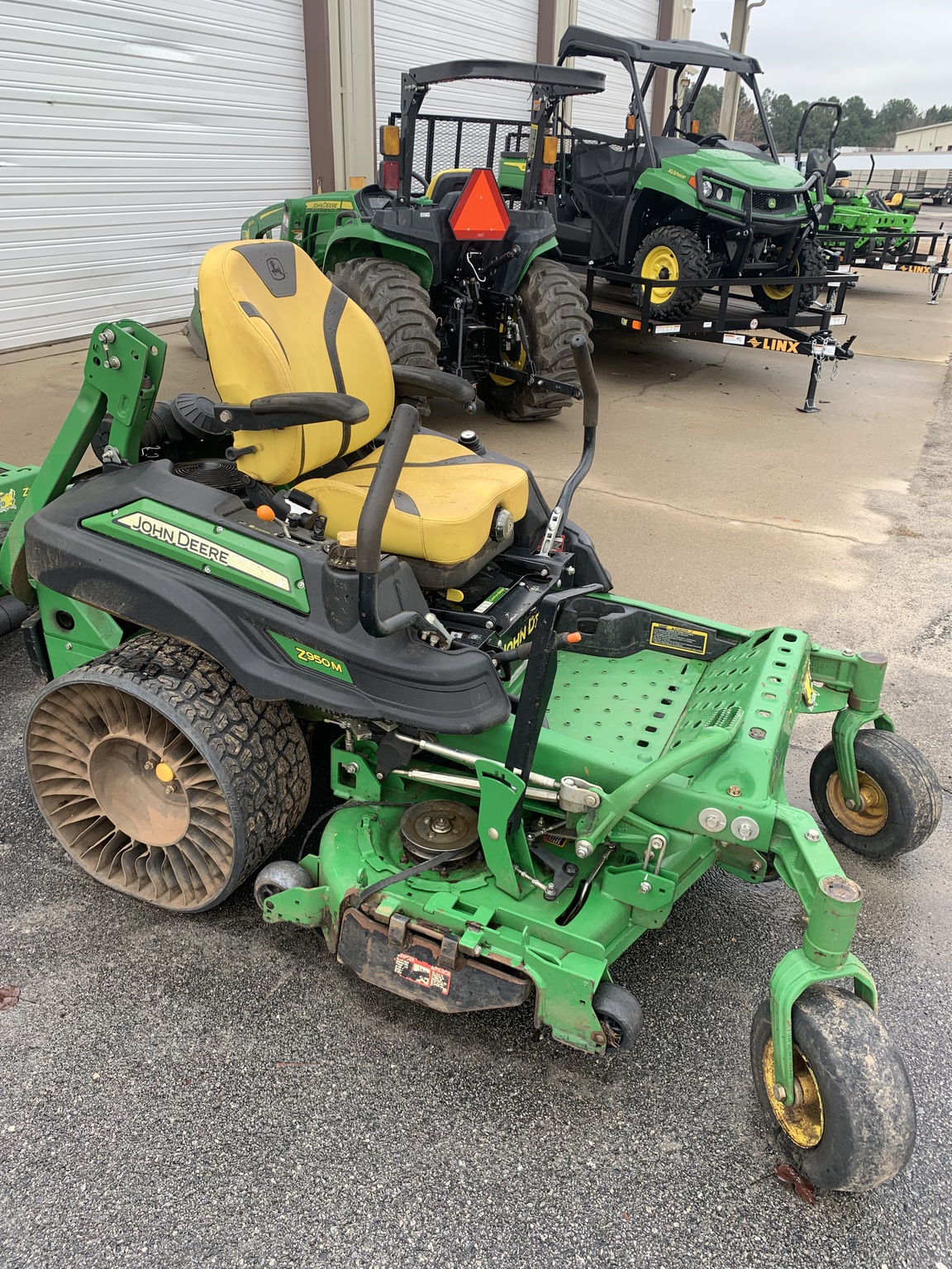 2022 John Deere Z950M Image 3