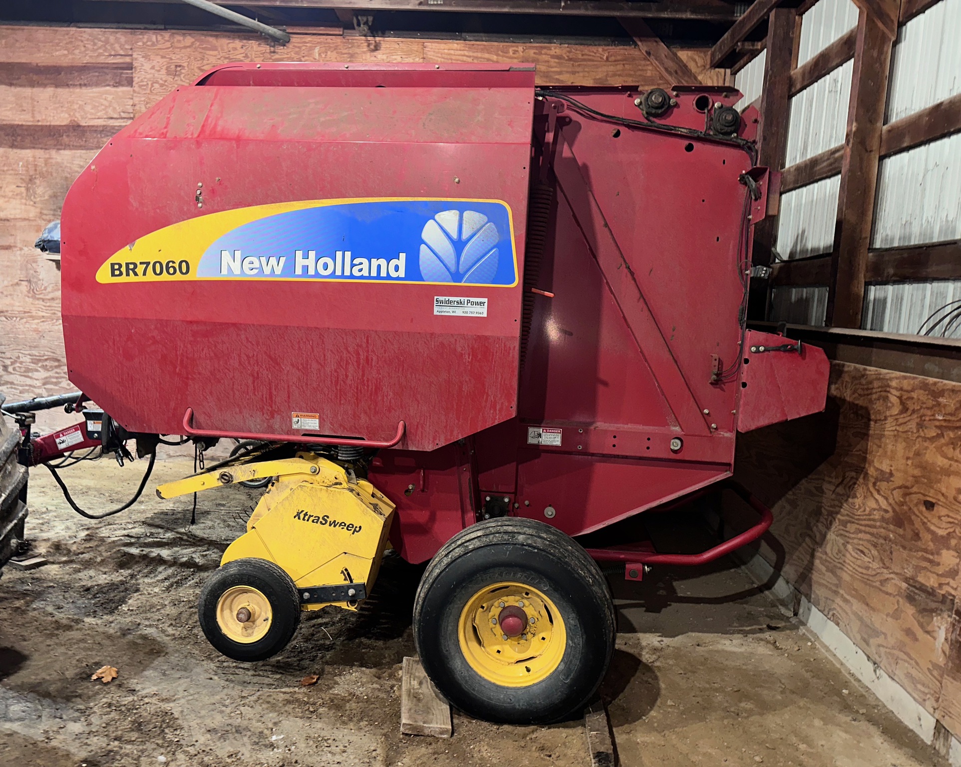 2009 New Holland BR7060 Image 1