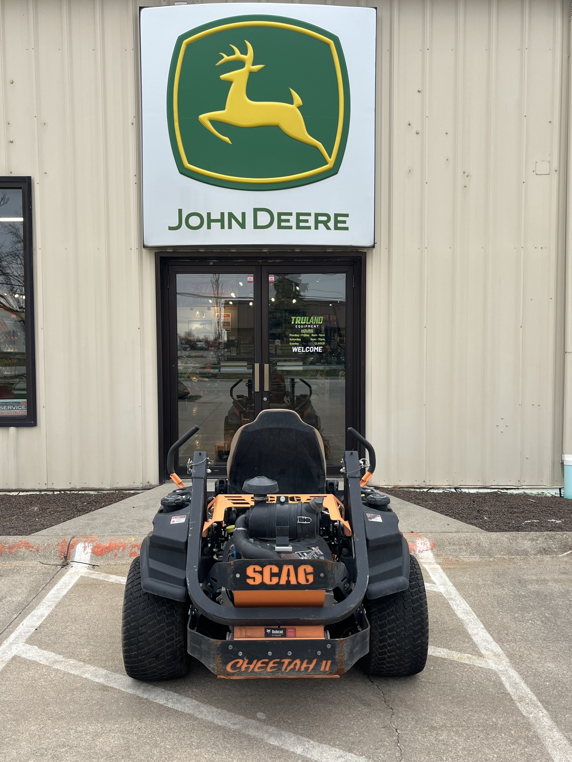 2023 Scag SCZII-61V-38CV-EFI Image 4