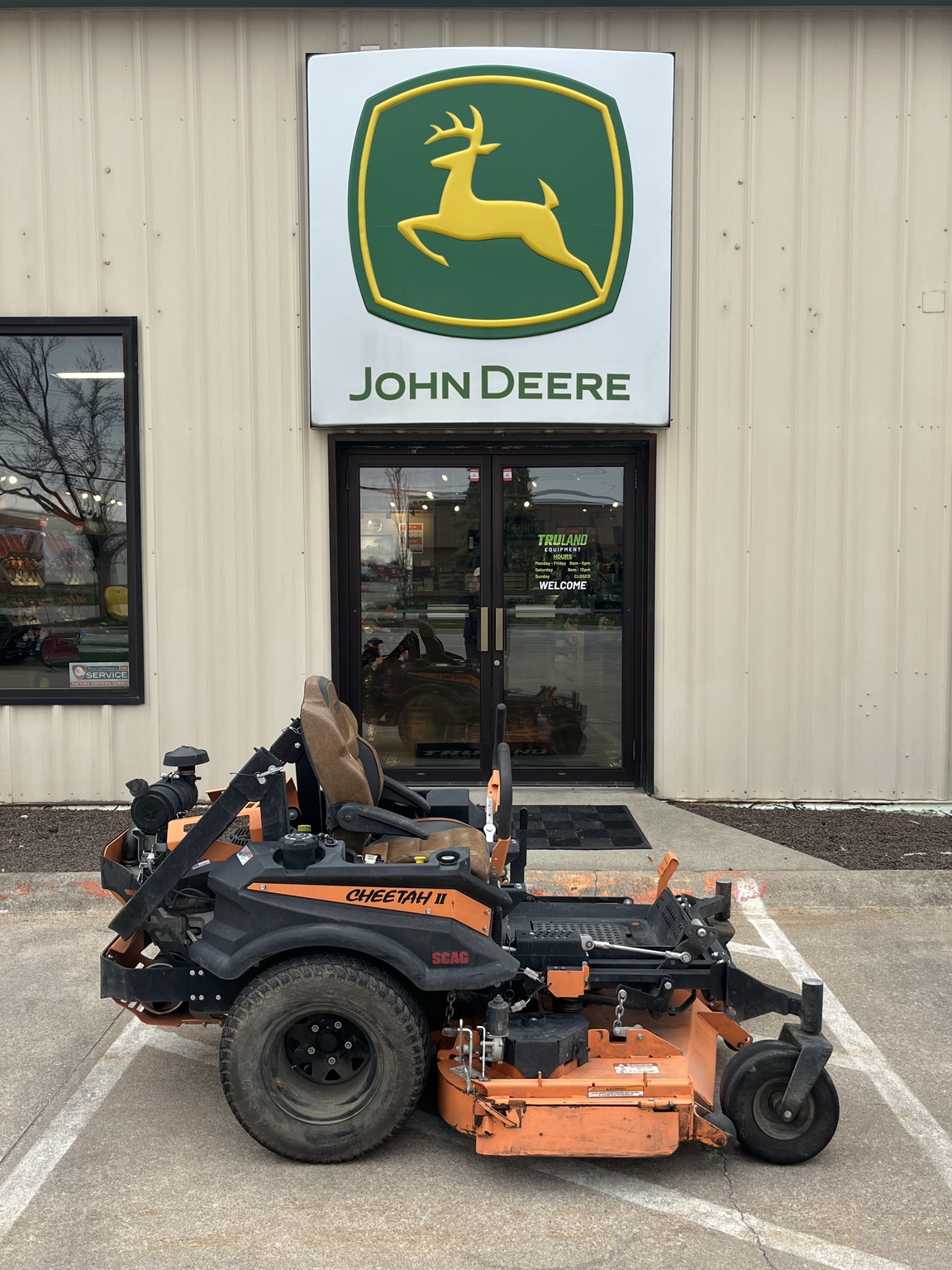 2023 Scag SCZII-61V-38CV-EFI Image 5