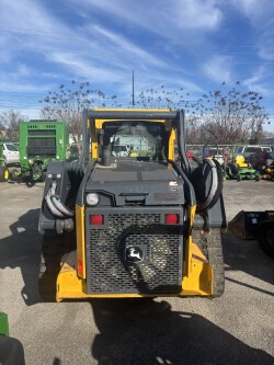 2022 John Deere 325G