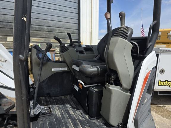 2021 Bobcat E35