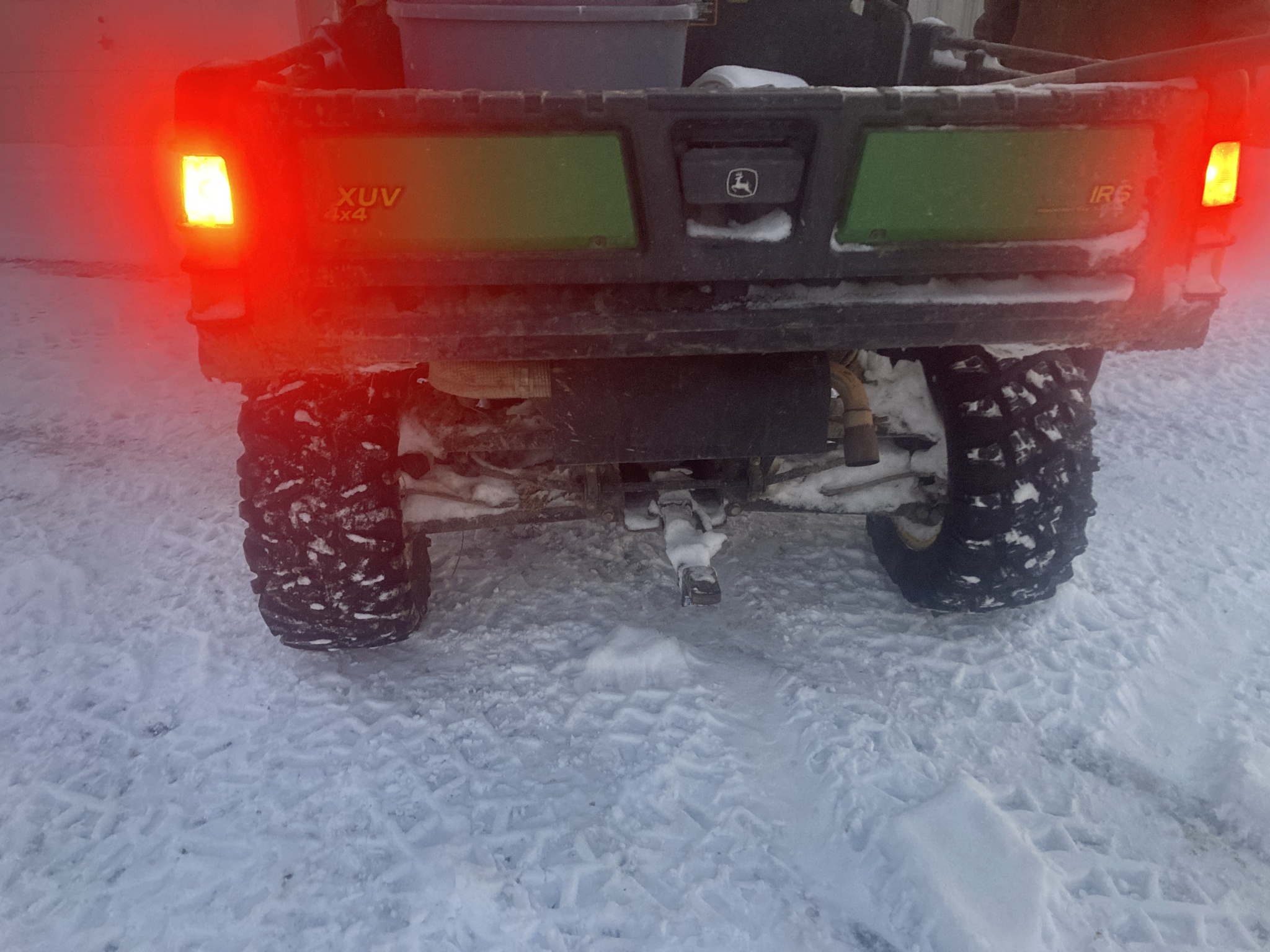 2013 John Deere XUV 825I GREEN Image 4