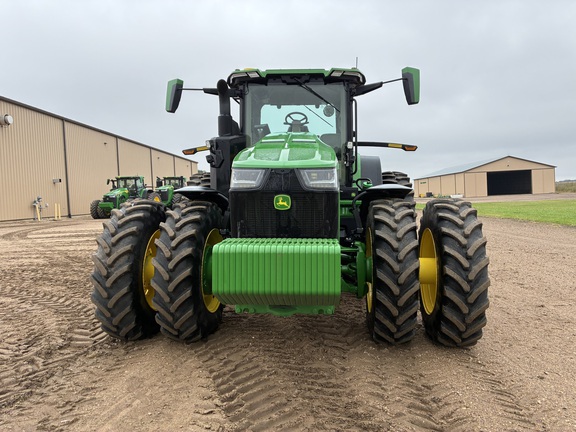 2025 John Deere 8R 370 - Photo2