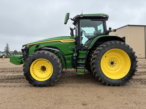 2025 John Deere 8R 370 - Photo8