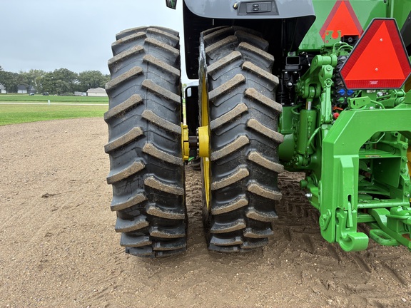 2025 John Deere 8R 370 - Photo25