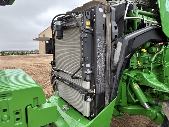 2025 John Deere 8R 370 - Photo29