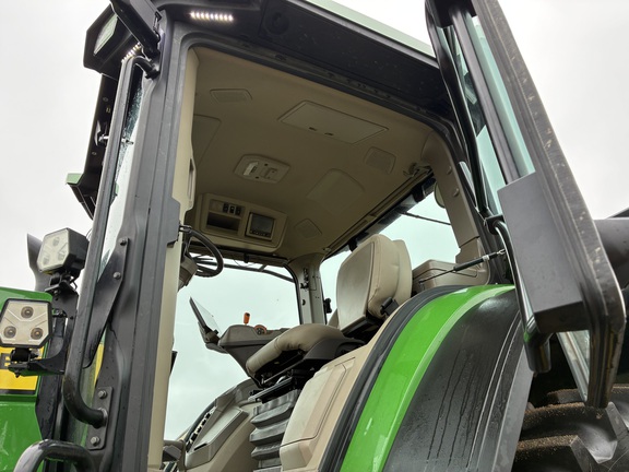 2025 John Deere 8R 370 - Photo37