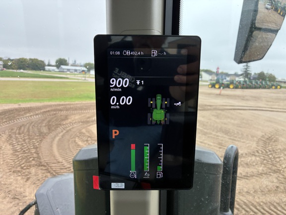 2025 John Deere 8R 370 - Photo40