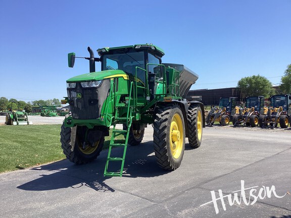 Photo of 2023 John Deere 600R