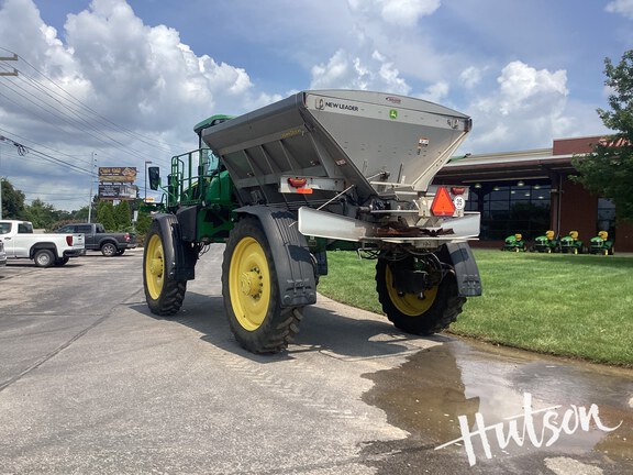 Photo of 2023 John Deere 600R