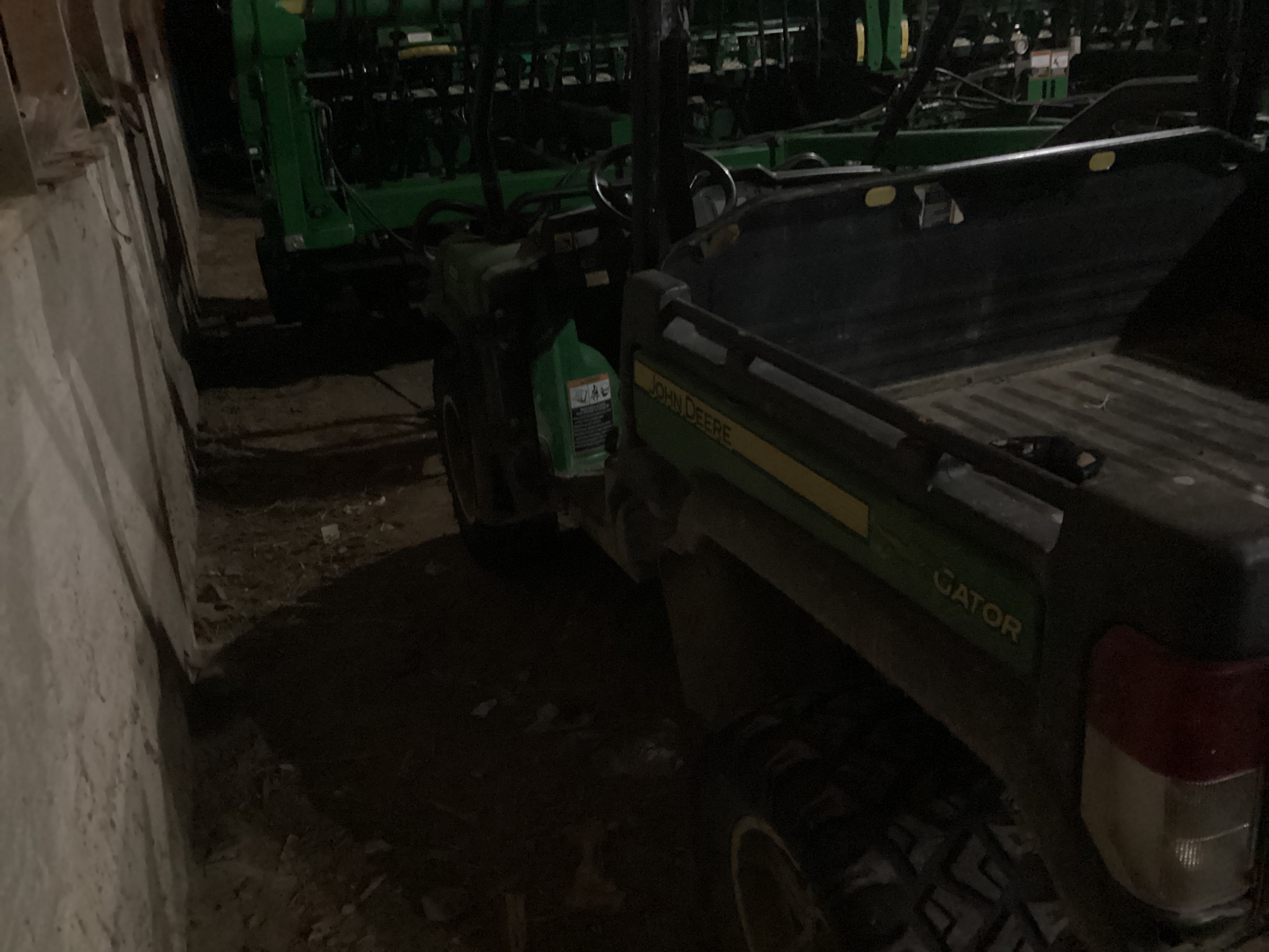 2014 John Deere XUV 825i Power Steering Image 4