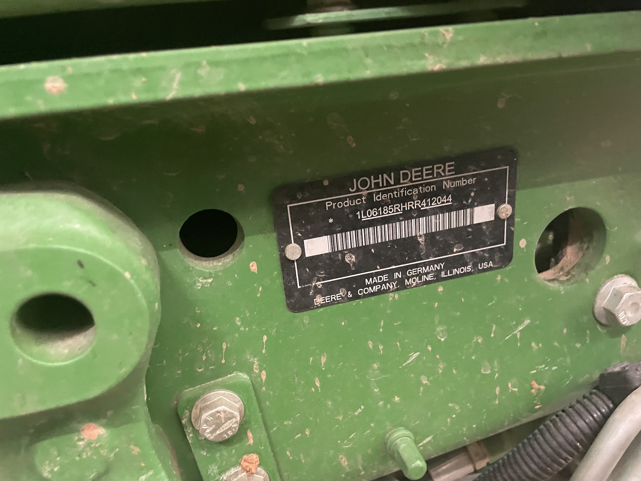 2024 John Deere 6R 185 Image 2