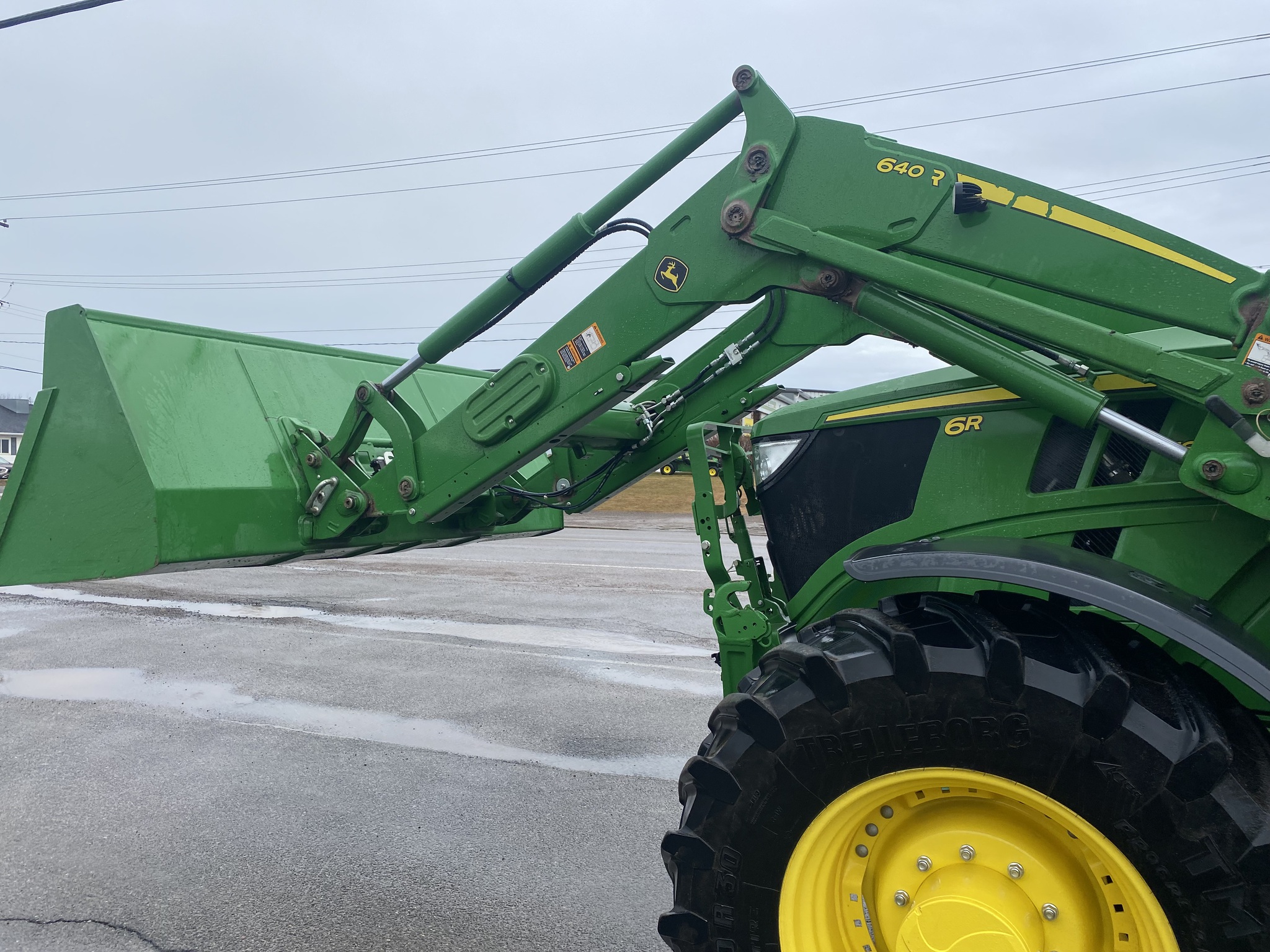 2024 John Deere 6R 185 Image 12