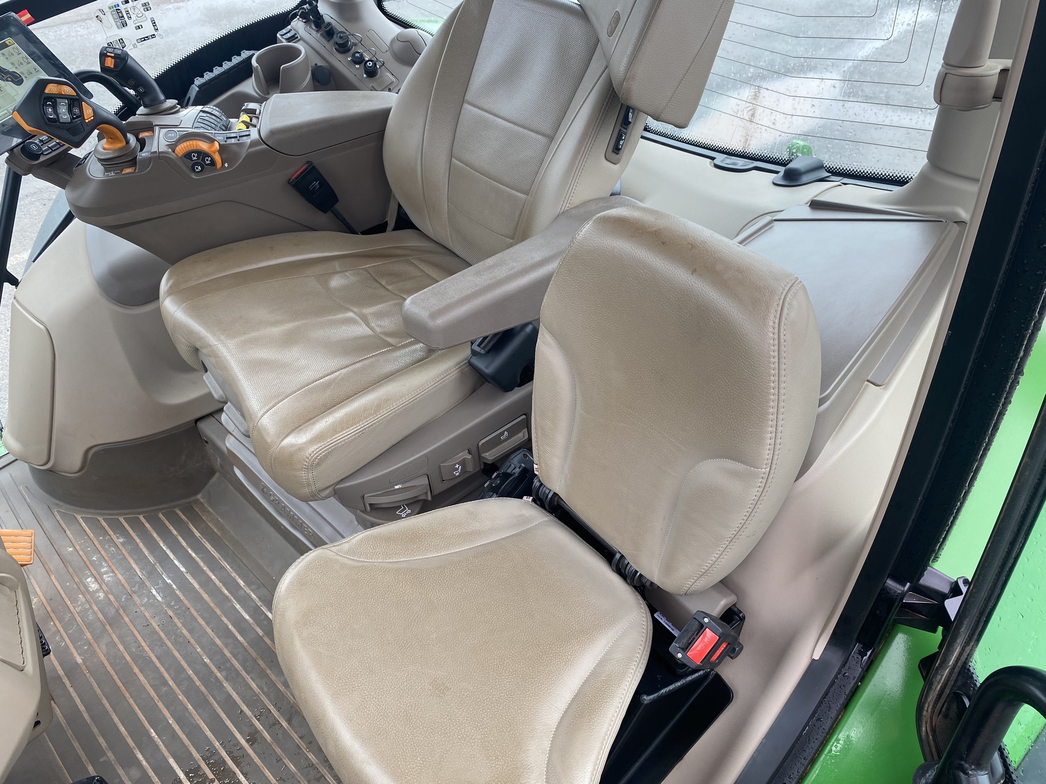 2024 John Deere 6R 185 Image 15