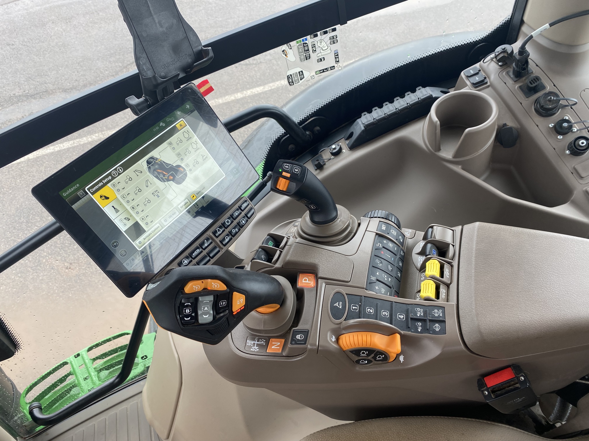 2024 John Deere 6R 185 Image 17