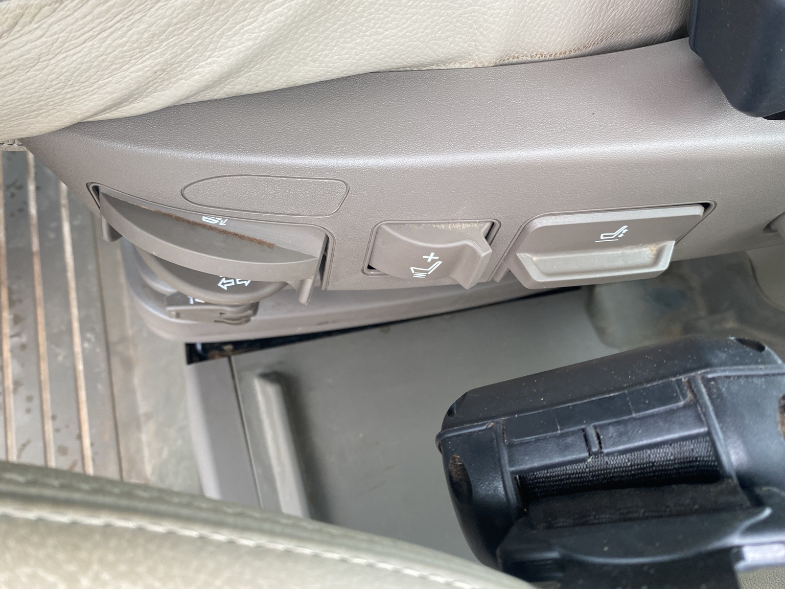 2024 John Deere 6R 185 Image 24