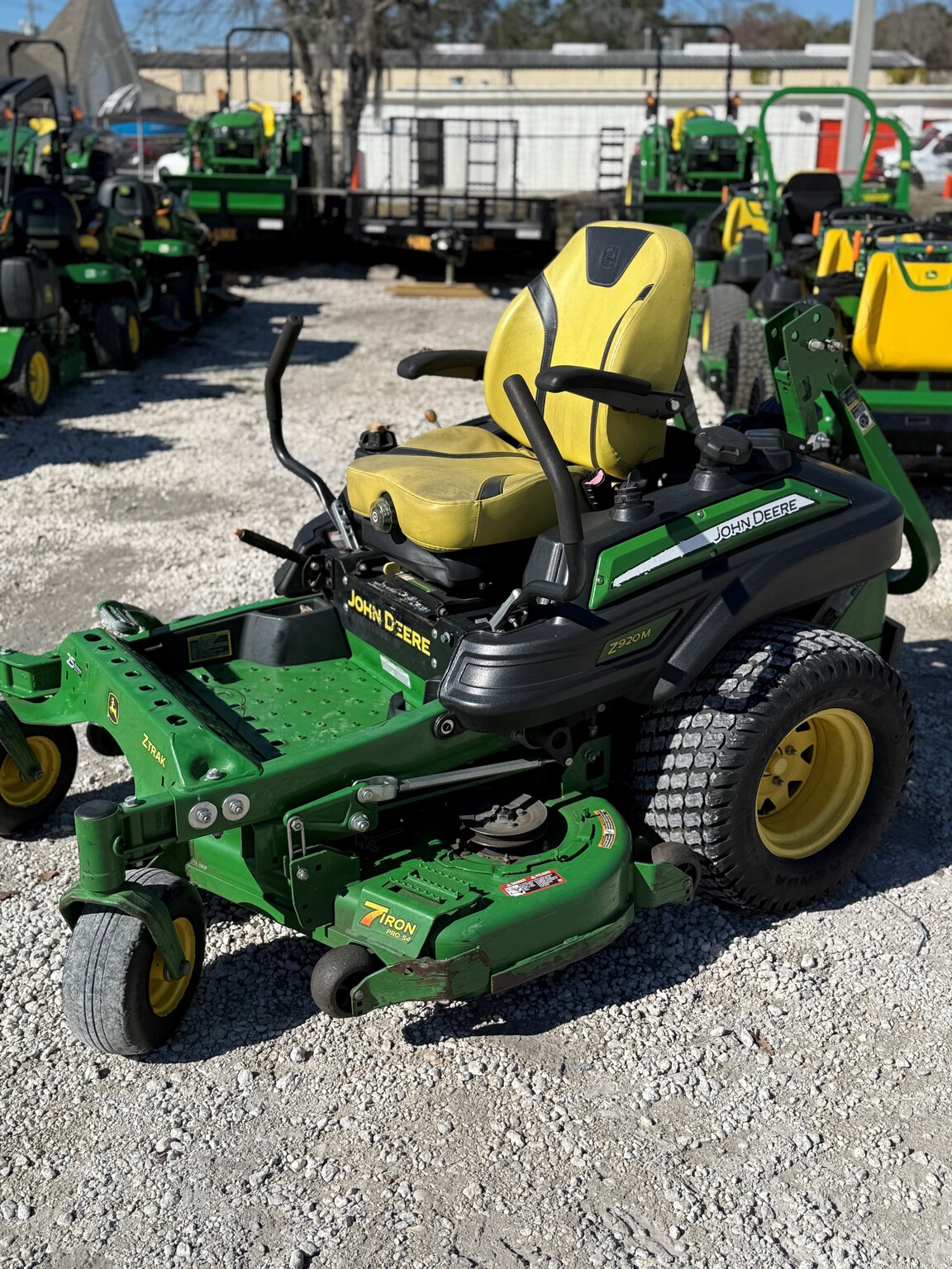 2022 John Deere Z920M Image 1