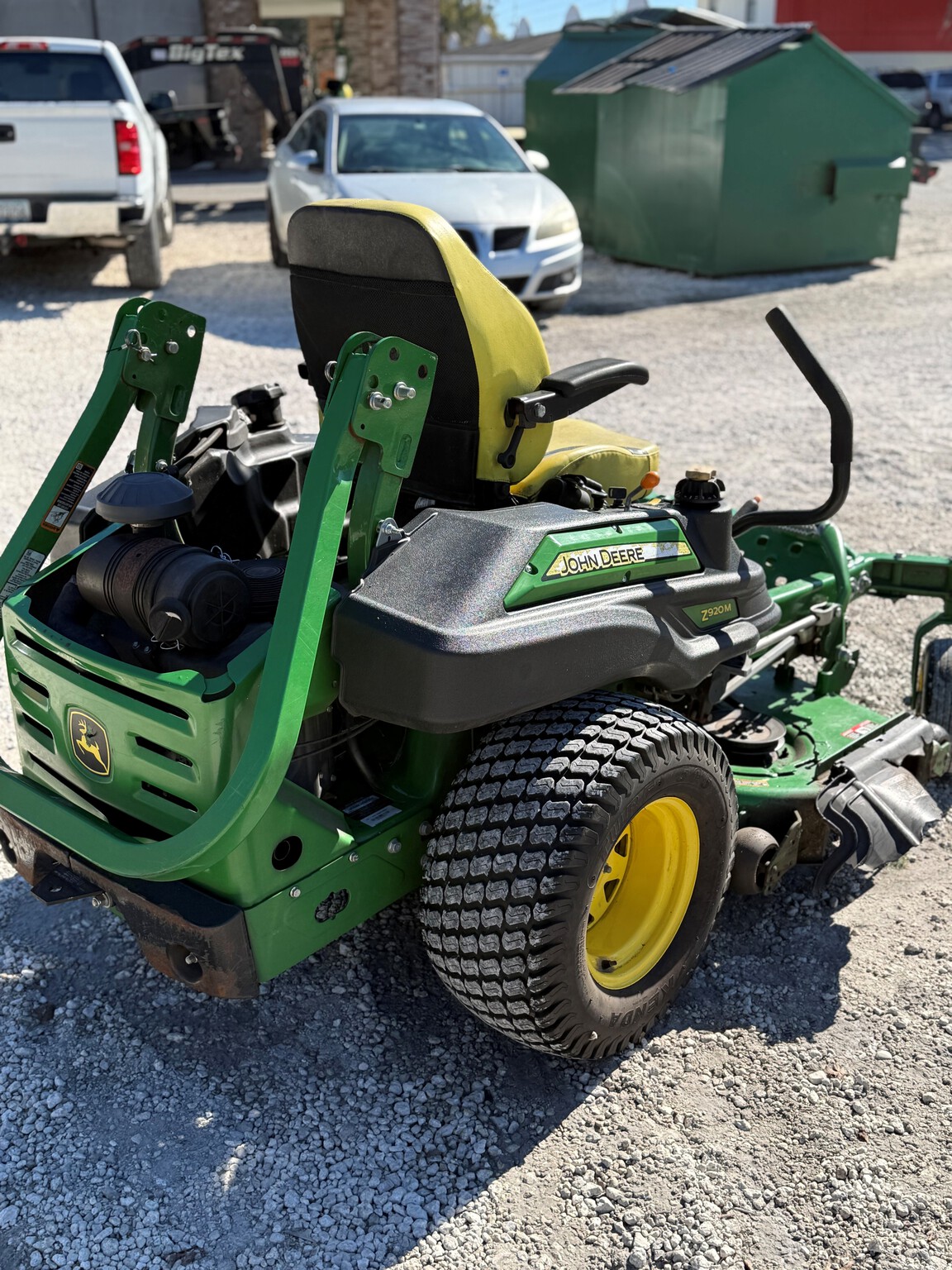 2022 John Deere Z920M Image 6