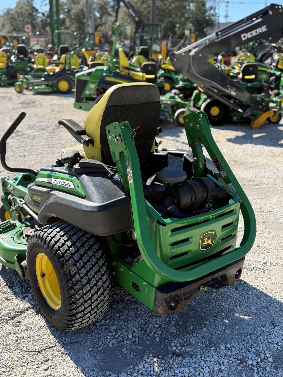 2022 John Deere Z920M Image 7
