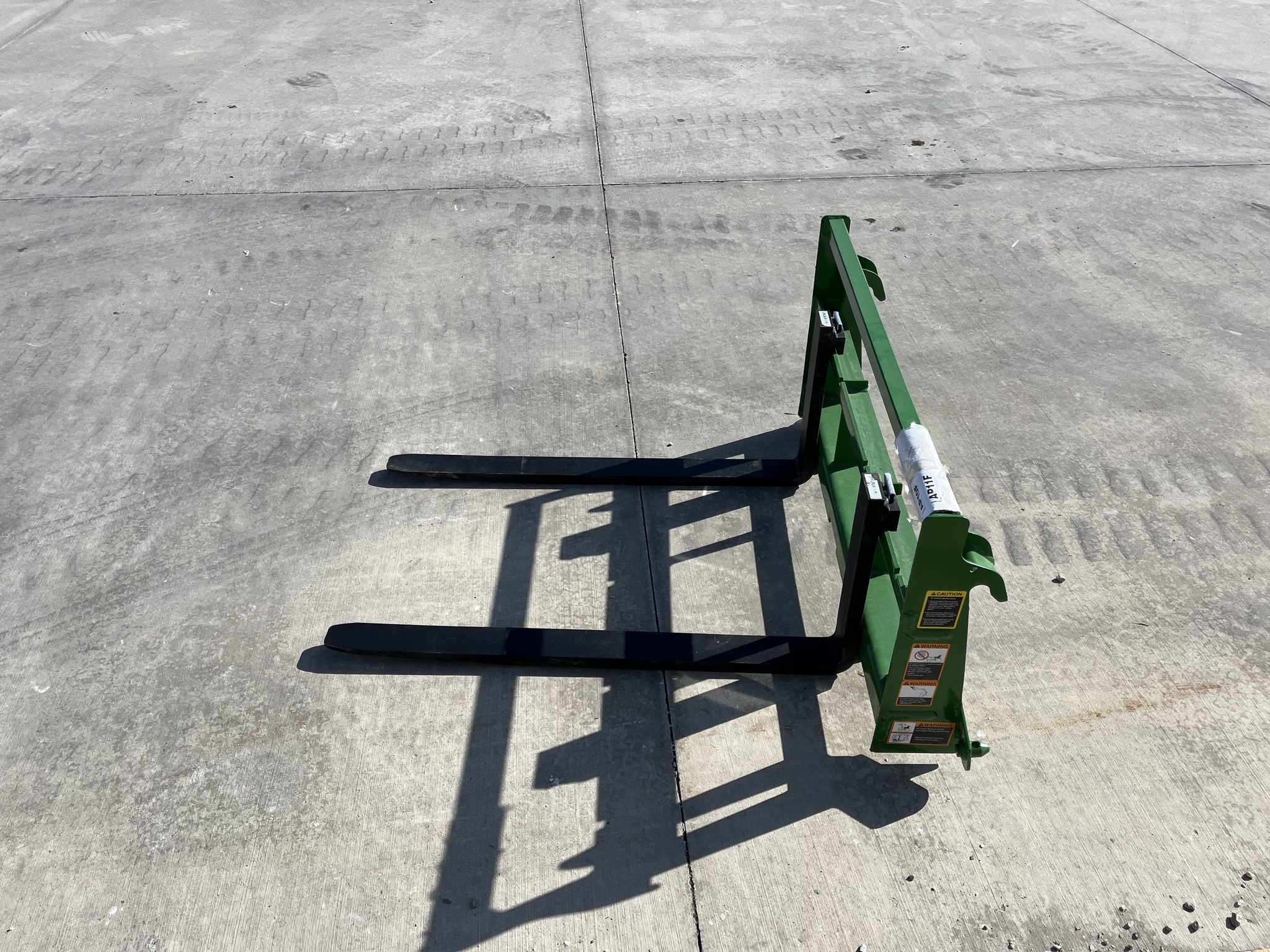 2025 Frontier AP10F at Heritage Tractor in Olathe, KS