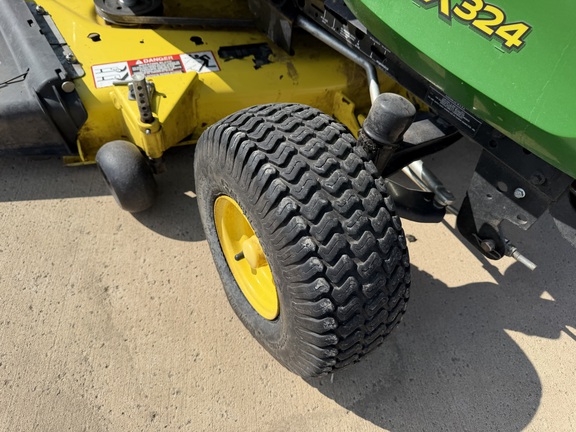 2015 John Deere X324 - Photo11