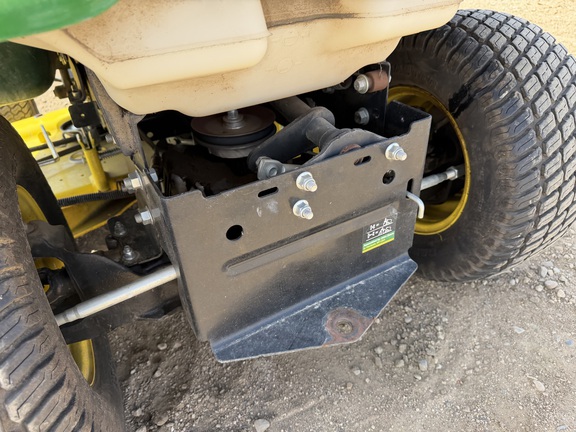2015 John Deere X324 - Photo15