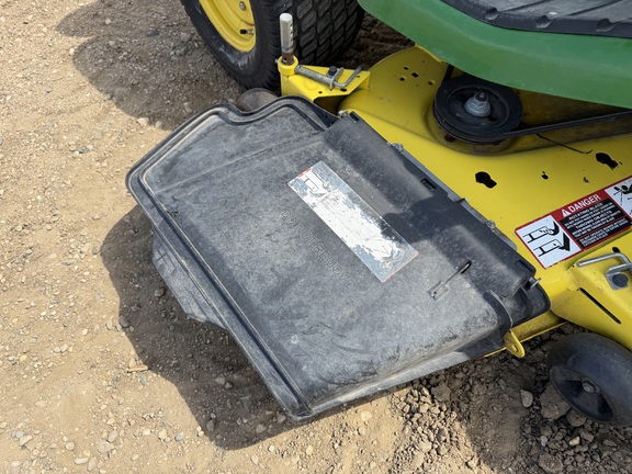 2015 John Deere X324 - Photo16