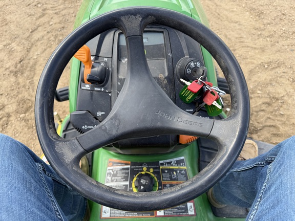 2015 John Deere X324 - Photo19