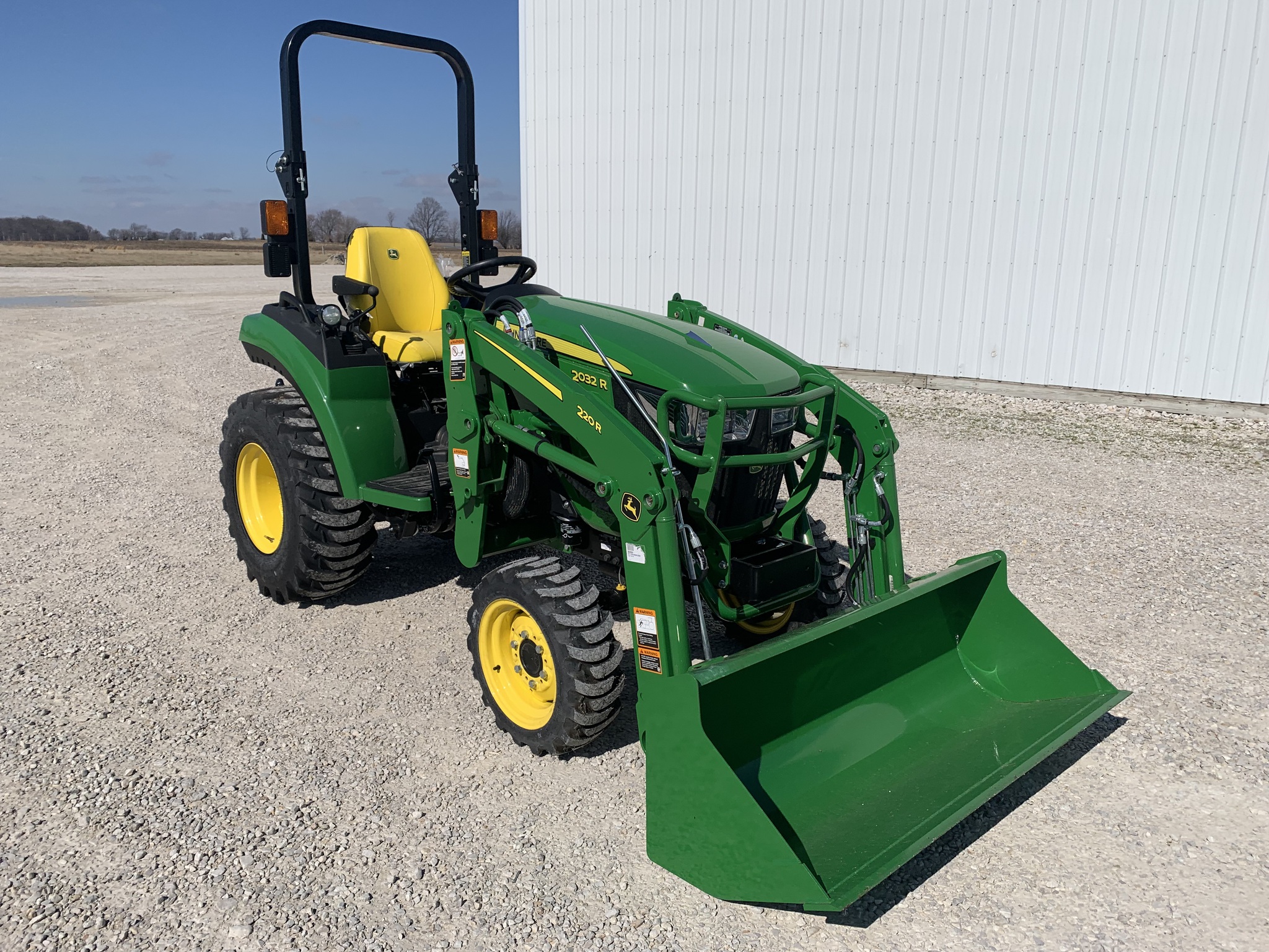 2025 John Deere 2032R