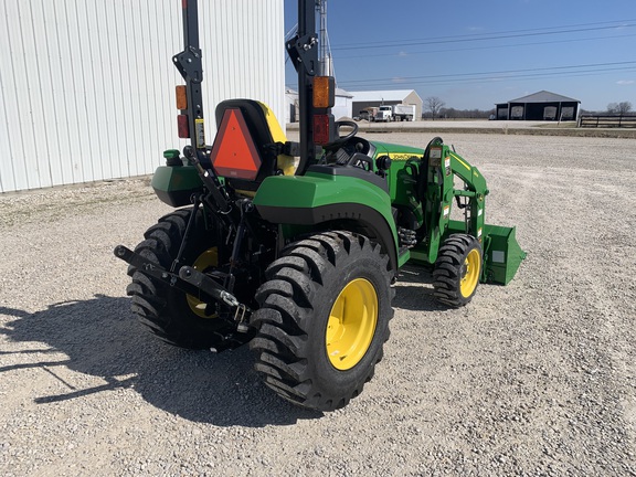 Photo of 2025 John Deere 2032R