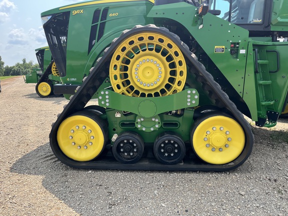 2025 John Deere 9RX 640 - Photo9