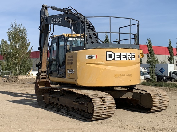 2012 John Deere 225D LC