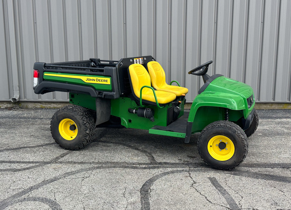 2024 John-Deere TX 4X2