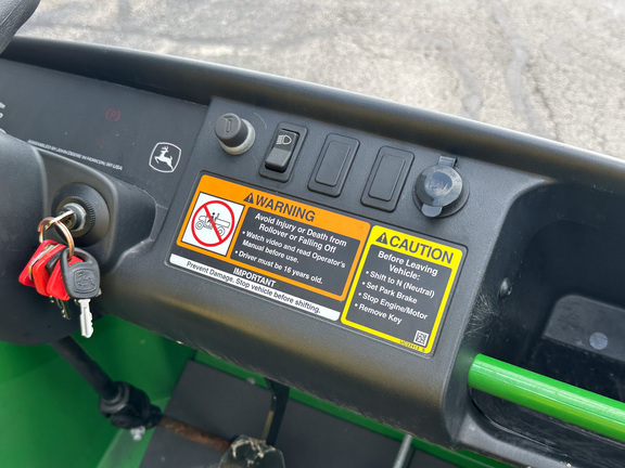 2024 John-Deere TX 4X2