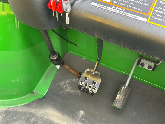 2024 John-Deere TX 4X2