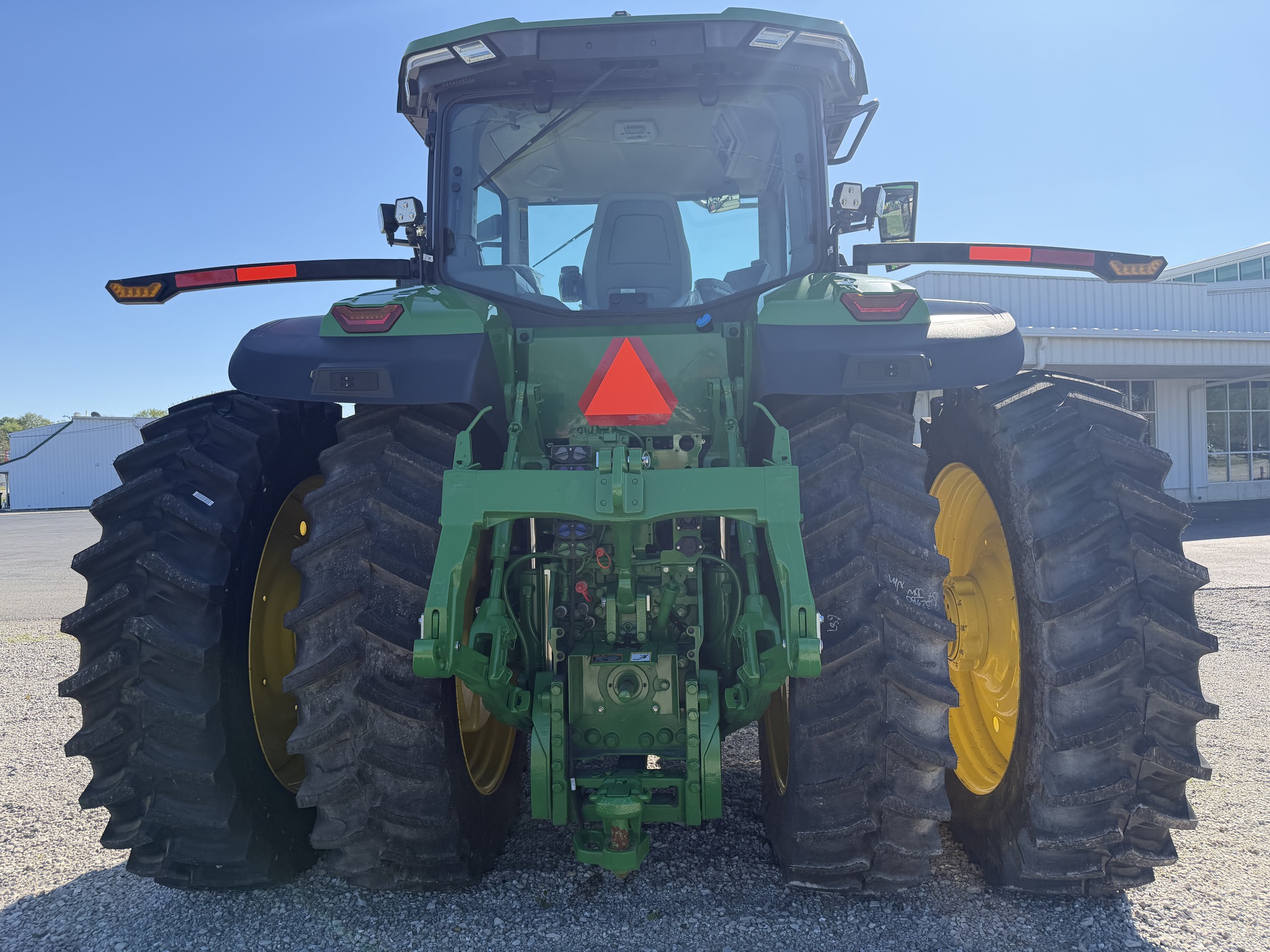 2023 John Deere 7R 350 Image 6
