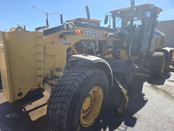 Photo of a 2018 John Deere 772G