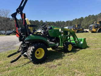 2025 John Deere 1025R Photo 2