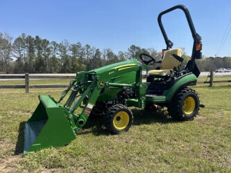 2025 John Deere 1025R Photo 3