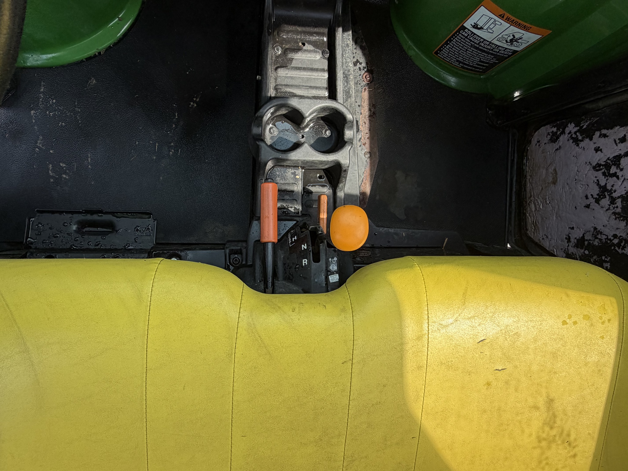2013 John Deere XUV 825I GREEN Image 12