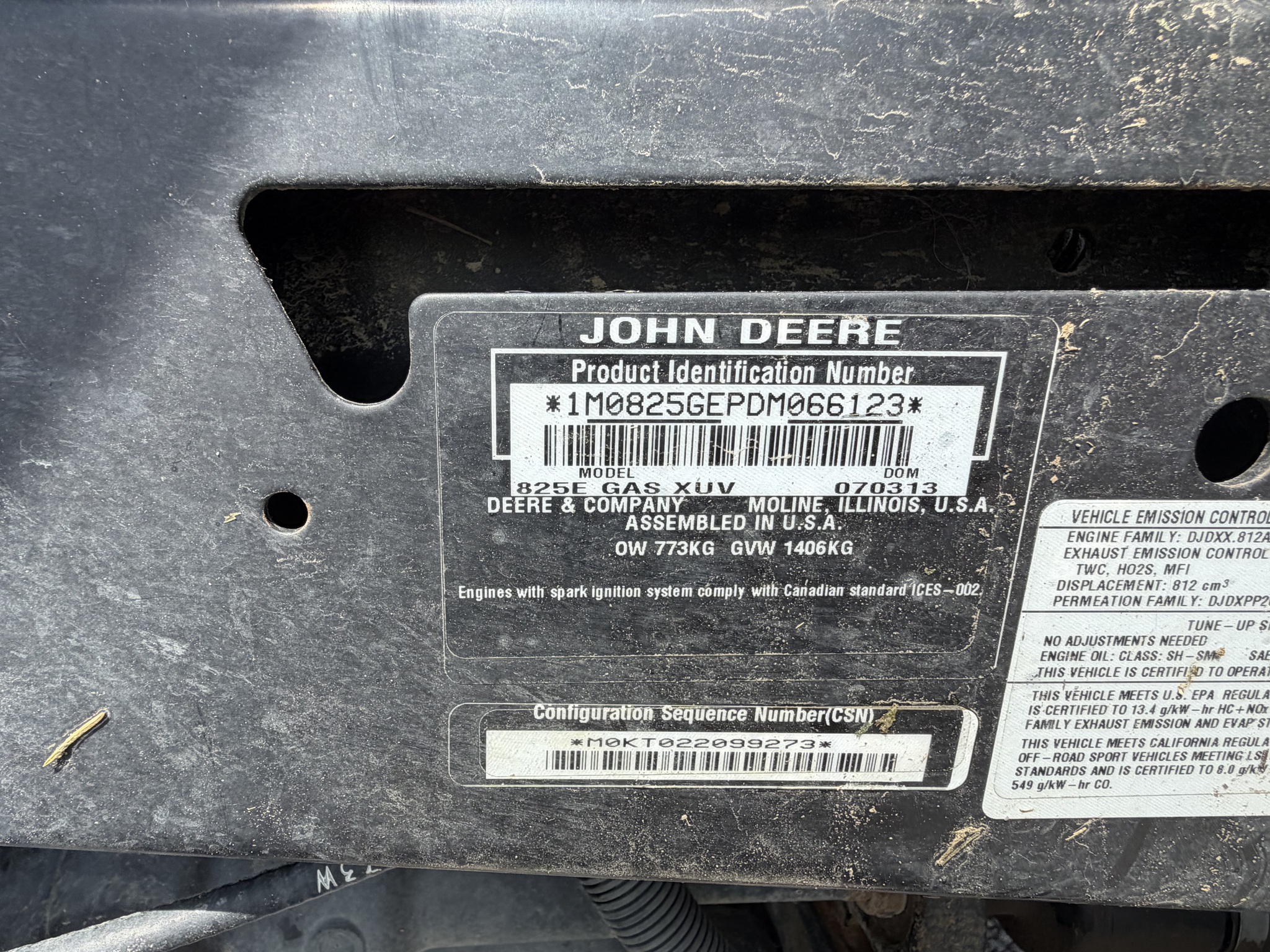 2013 John Deere XUV 825I GREEN Image 20