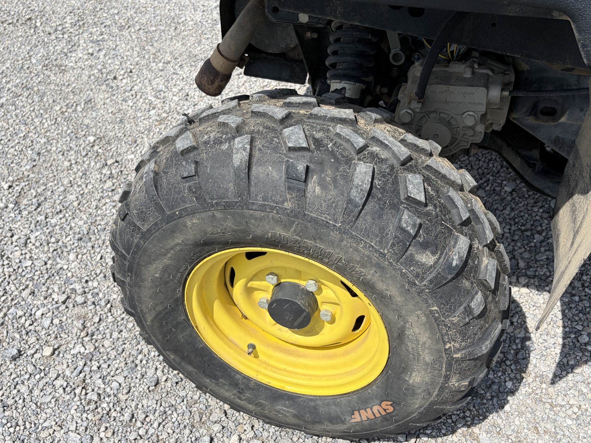 2013 John Deere XUV 825I GREEN Image 17