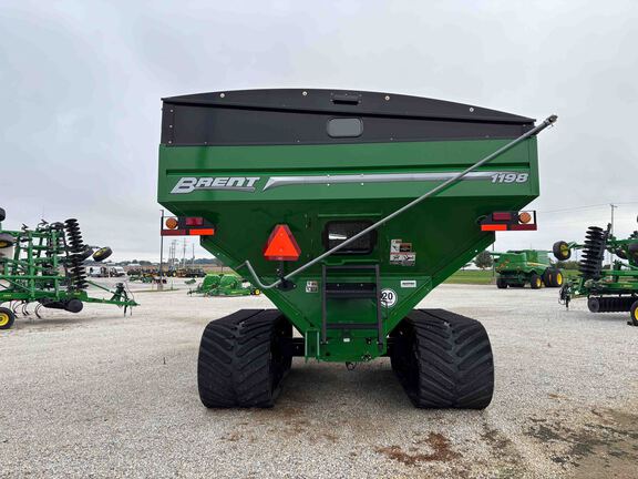 Used 2024 Brent 1198 Grain Carts at Koenig Equipment in Greenville, OH - Photo2