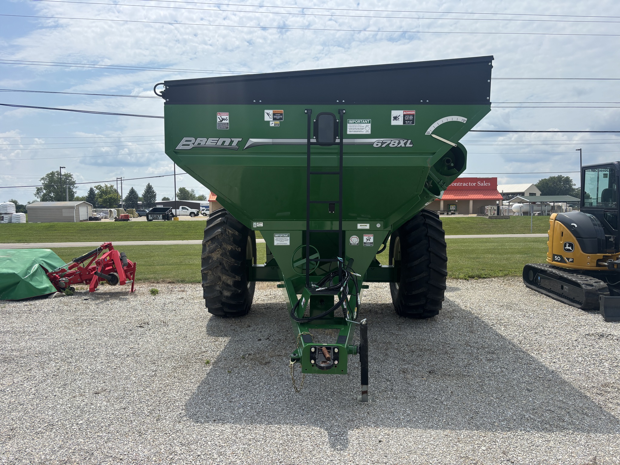 Used 2023 Brent 678XL Grain Carts at Koenig Equipment in Oxford, OH - PhotoXL1