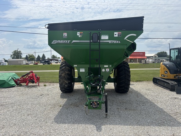 Used 2023 Brent 678XL Grain Carts at Koenig Equipment in Oxford, OH - Photo1