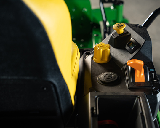 New In-Stock 2026 John Deere Z315E Zero Turn Mowers at Horizon Ag & Turf in Horizon Ag & Turf,  - Photo8