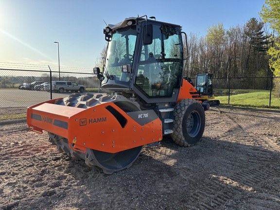 Photo of a 2025 Hamm HC70i